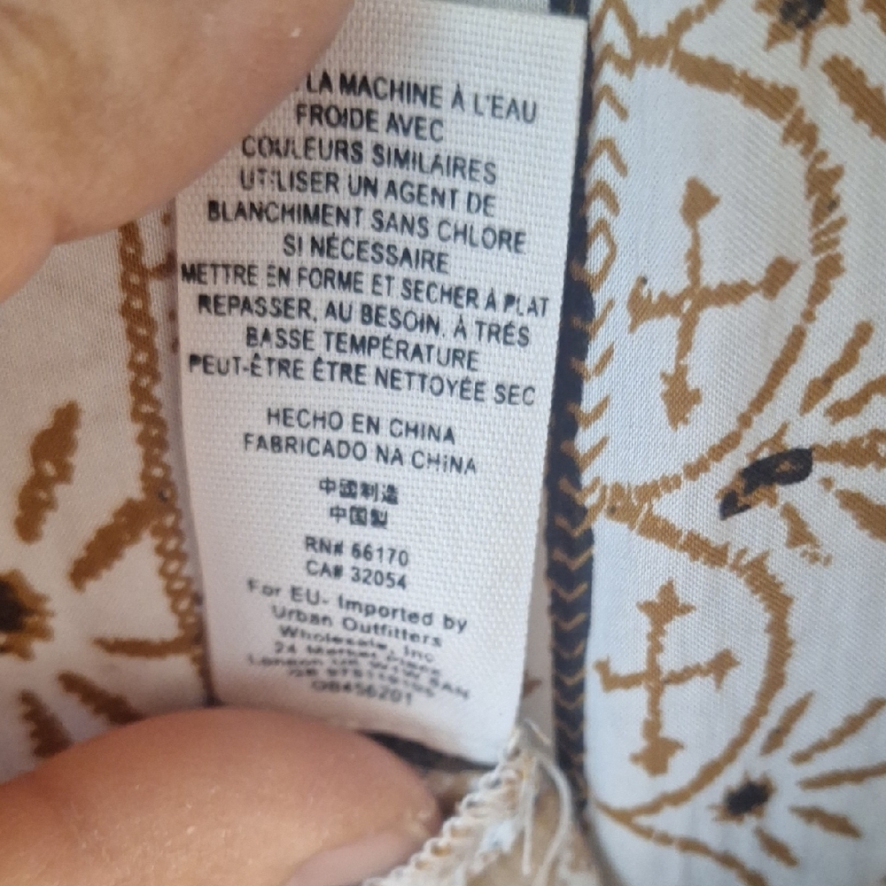 Bohemian Y2k Free People Cream and Brown Patterned Blouse 100% Rayon Sz XS - Picture 5 of 6